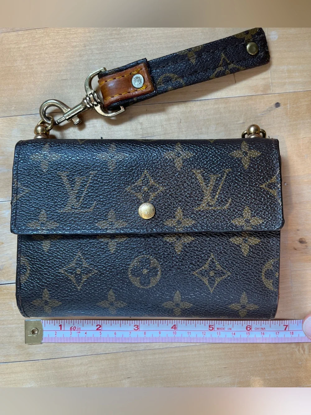 Louis Vuitton accept reasonable